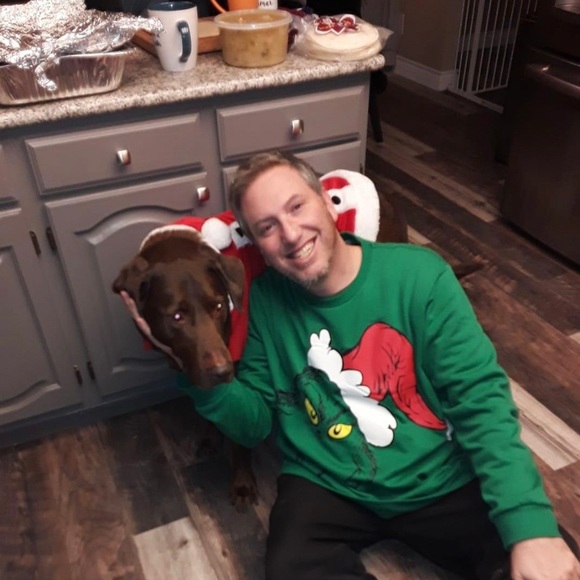 Meet your Posher, Antonio Buendia - Picture 2 of 4